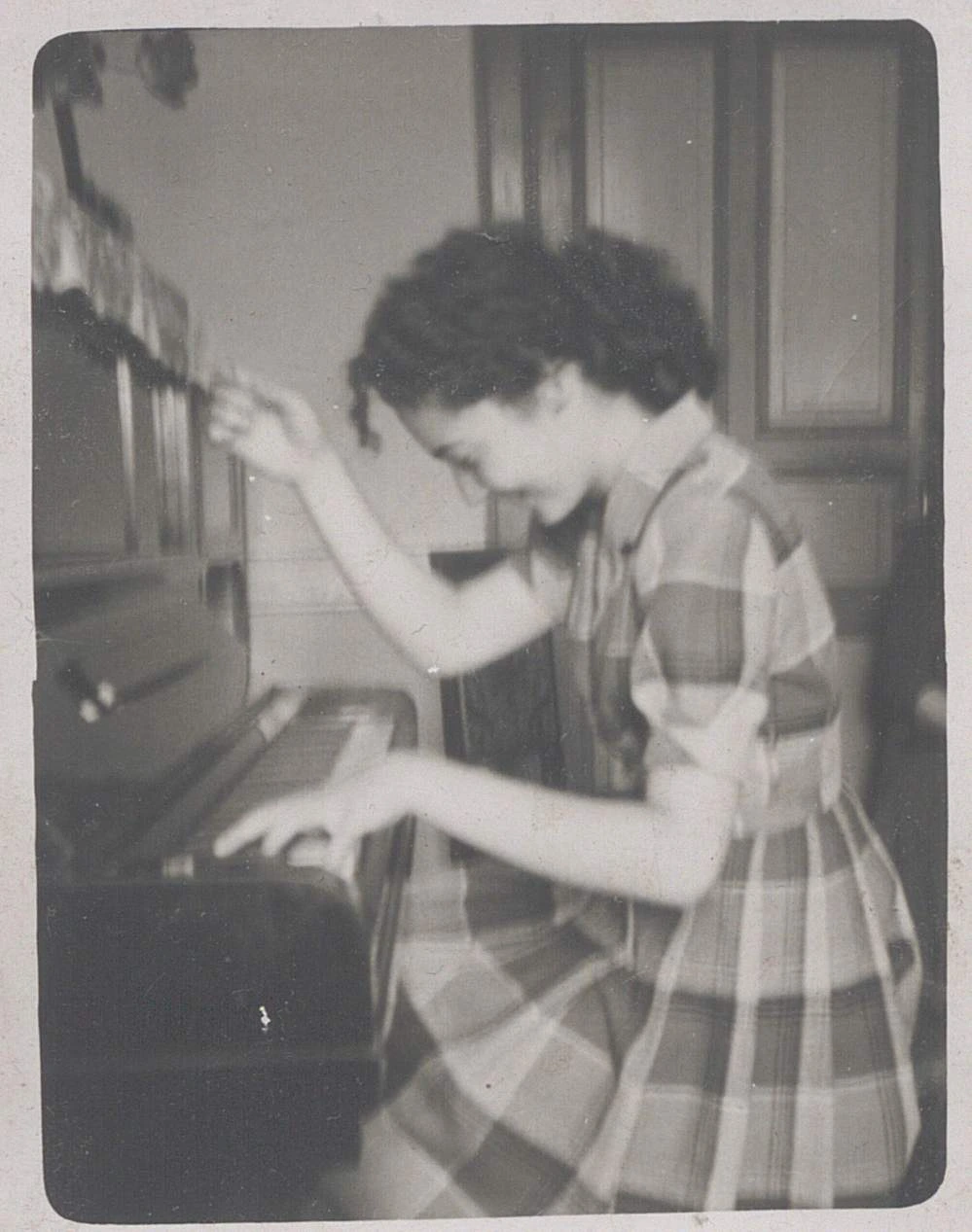 Η νεαρή πιανίστρια